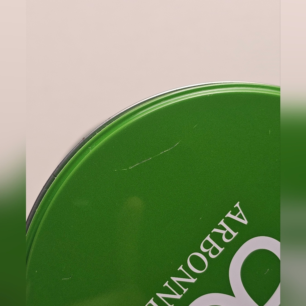 [Arbonne] Signature Green Storage Tin - Picture 13 of 16